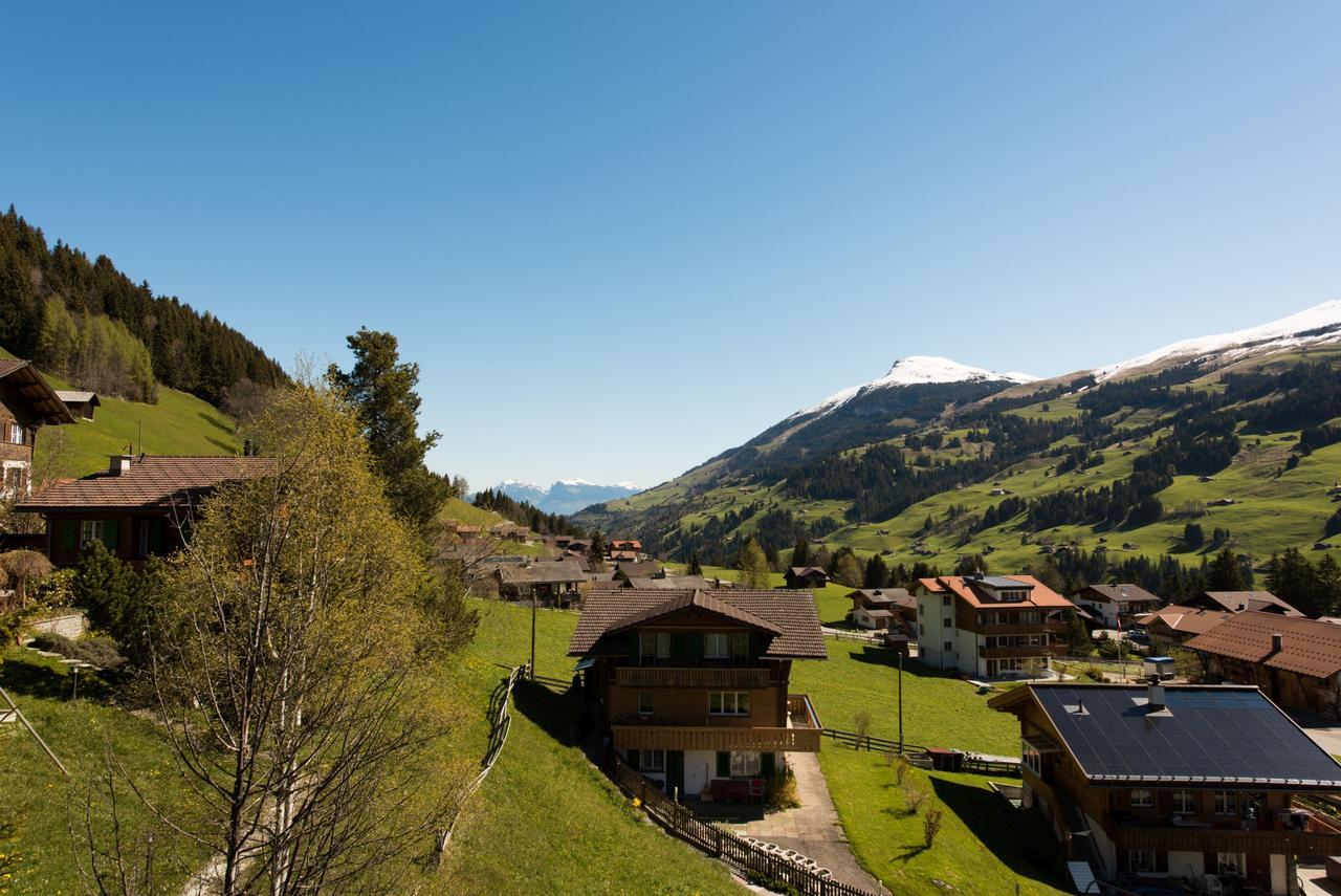 Guesthouse Alive Adelboden Eksteriør billede